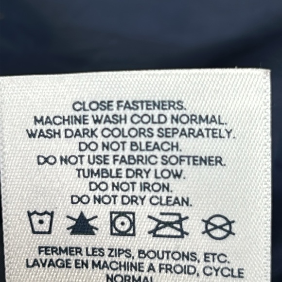 Lands’ End Primaloft girls jacket. Peacock Galaxy. Size XXL (18H-20H). - Picture 8 of 16